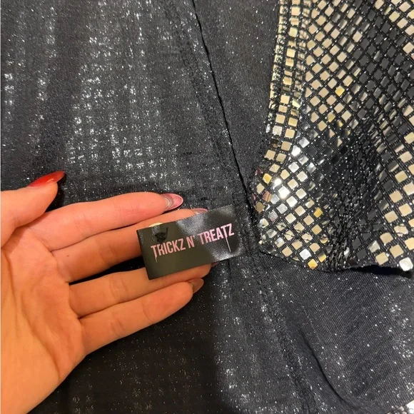 DollsKill SILVER DISCO FEVER COSTUME SET in Size S (with matching headscarf) - Picture 4 of 5